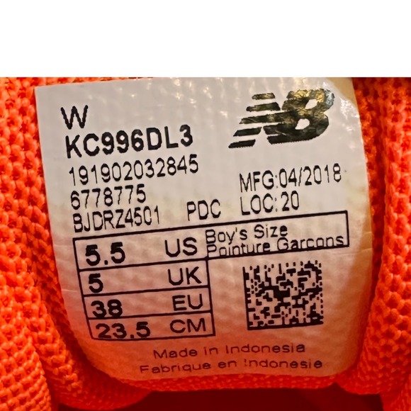 New Balance 996 Tennis Shoes Boys Size 5.5‎ Orange Sneakers KC996DL3 - Picture 10 of 11